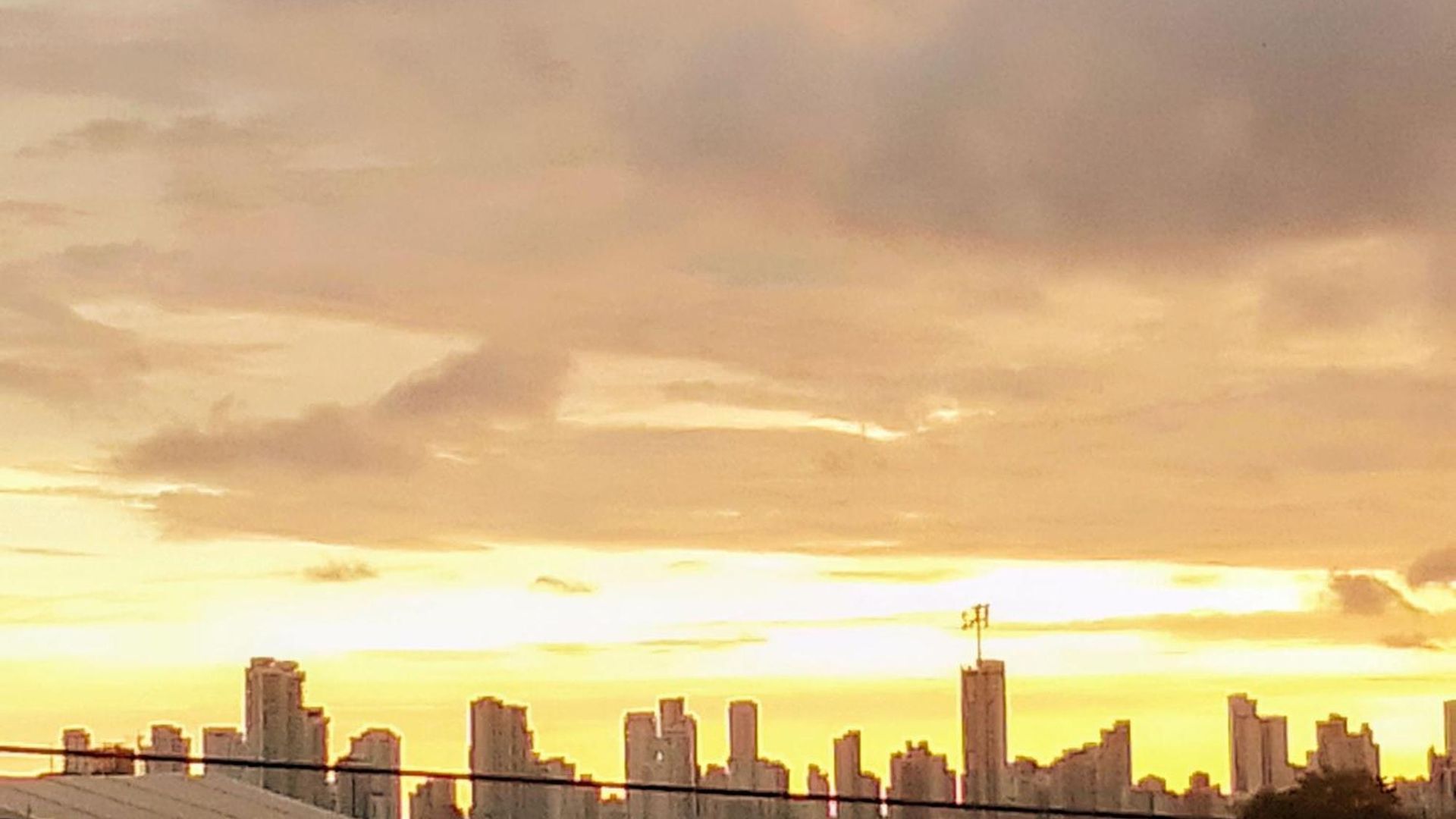 Rooftop Crisanto Luque